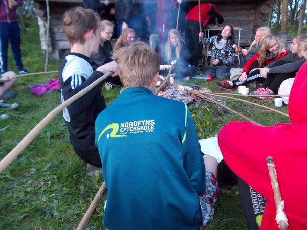 @drp3 DM i #snobrød er startet op d. 1. maj 2014 på #nordfe :-) Hvem vil være med?