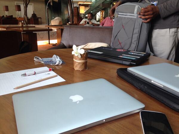 SkcriptHQ's tweet image. Literally, this is how we work. All day: #work #Skcript
