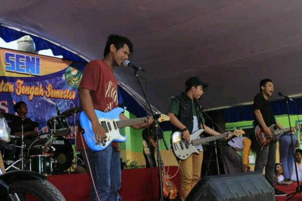Jari Manis Power Pop tweet media