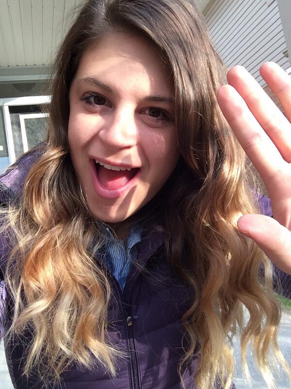 vanessaravalico's tweet image. PICKKKK MEEEEEE !!!! 😄😄😄😄😄 @newhot899 #IAMHOT #25KSELFIE