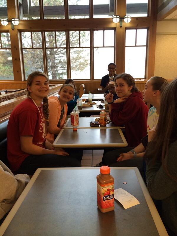 mb06bps's tweet photo. Breakfast at the Thruway.  @bcs_cobras @mark_morawski @PChinn79 @bcsptsa @RoyBPS @bill_johansson #healthychoices http://t.co/Ct8WvmRIWL