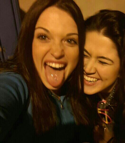 Alba26194's tweet photo. Sisisi en horitas la tengo aqui ☺ @BeatrizBort la locura nos une 💞 http://t.co/cluadgn2tN