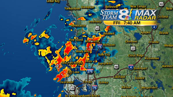 WFLAMaxDefender's tweet photo. Pockets of heavy rain in Hernando/Pasco/Pinellas right now. (7:40am) Get a live look at the radar on @WFLA at 7:56am. http://t.co/gPMa8LQv27