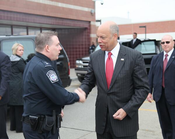 <a href="/DHSgov/">Homeland Security</a> Secretary Johnson shakes hands with DFO Christopher Perry as tour at Ambassador Bridge concludes.