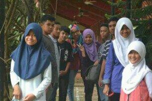 nine_umar tweet picture