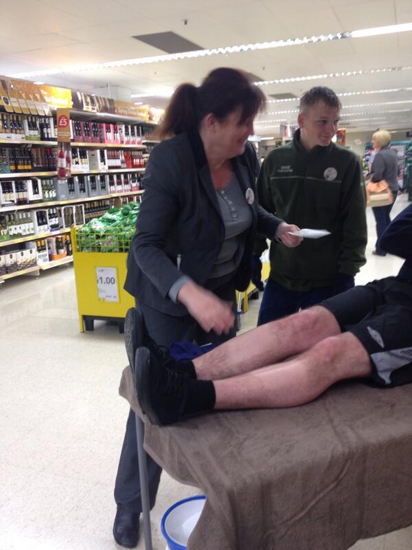 anya1567's tweet photo. Managers forfeit ... Sammy and Tom http://t.co/SjaKlmD18R