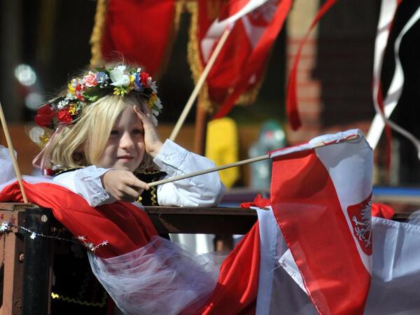PolishForYes tweet picture