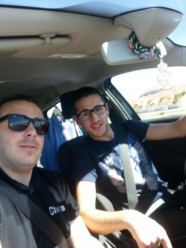 cherra_90's tweet photo. Road to madrid con @UcendoAlberto al nacional http://t.co/J2U7s4B8fF