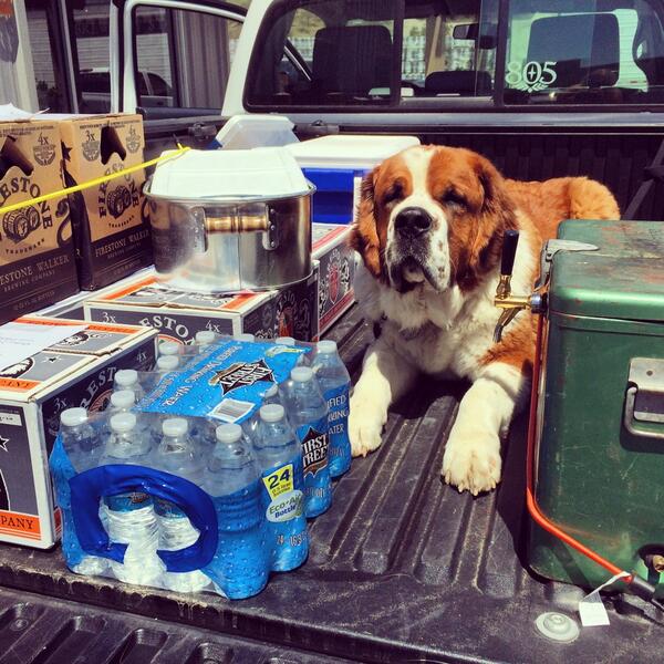 FirestoneWalker's tweet photo. Camping Essentials! #LA2FW2 @LABeerBlog @LABeerBloggers @Bierkast @BeerOfTomorrow http://t.co/bPmAXMahMN