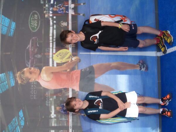 Ya en <a href="/TgnPadelindoor/">TarragonaPadelindoor</a> , os suena la entrada? <a href="/PadelTorres/">Pádel Torres</a> felicita <a href="/vilarnil/">nil</a> por su victoria