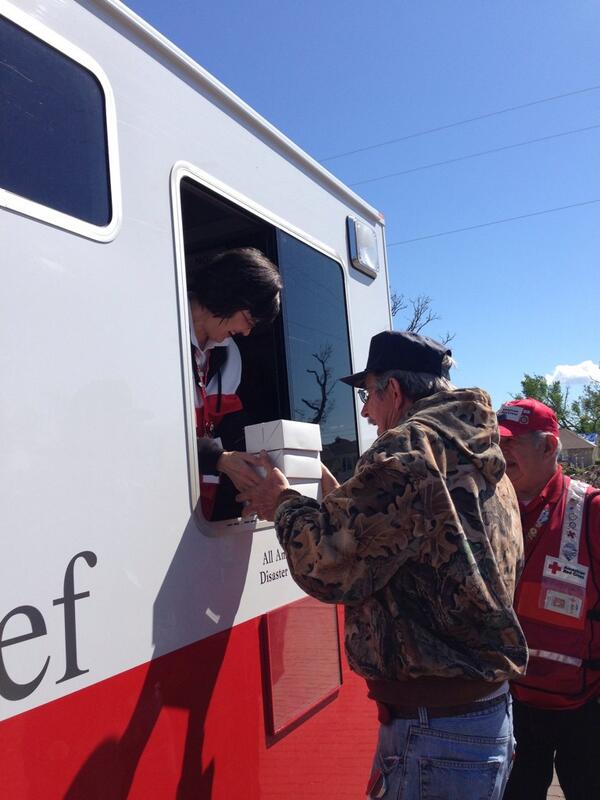 Via @WichitaRedCross - Barb is serving up lunch and hugs in #baxtersprings today.