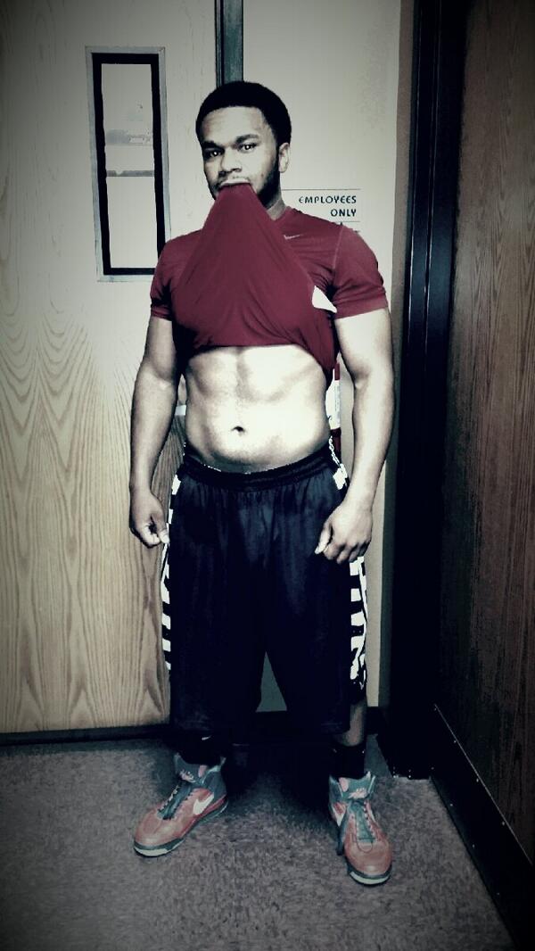 19ProFound87's tweet image. Hard work will always pay off! #GymFlow