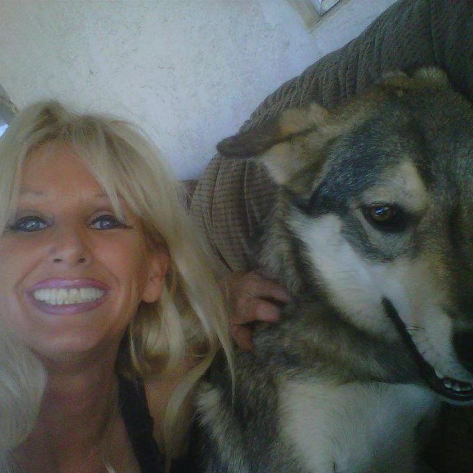 me and my wolf bellia http://t.co/OU3tjD0kBA
