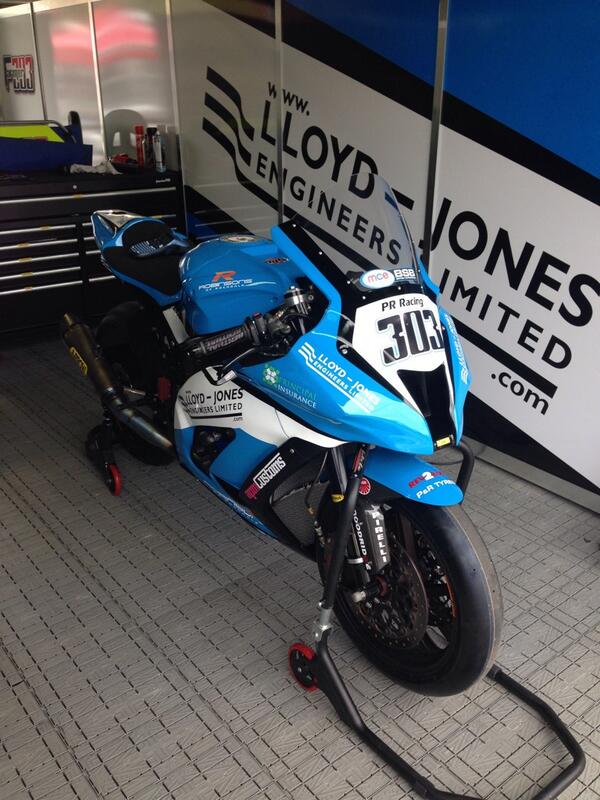keithfarmer303's tweet photo. I can not wait to get on this beast tomorrow.. Looking smart. Progress this weekend. http://t.co/39bPIJv84w