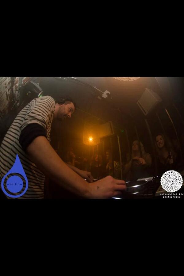 PenningtonLucy's tweet photo. @thelenzman smashed it last time in Leeds....cannot wait for tonight #subdub http://t.co/G93QscRPQT
