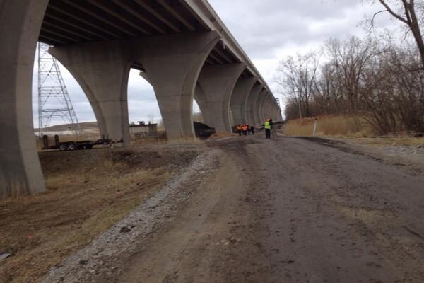 PGDougSchneider's tweet photo. Walking in w @Pgevansiegle for a look at @LeoFrigoBridge work http://t.co/Qd3xYmAFHB