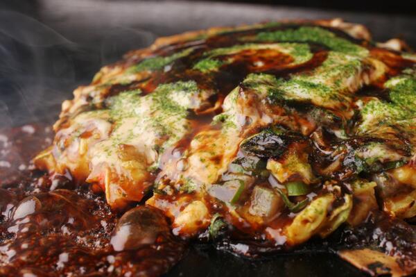Bishoku_'s tweet photo. お好み焼き https://t.co/zMQX3CJF5F