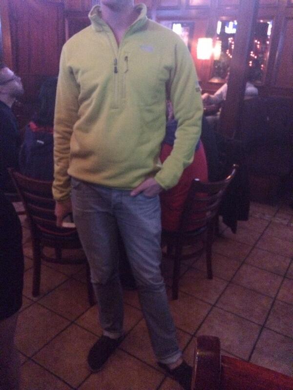 I don't tweet often, but when I do, it's because <a href="/ray_keller/">Ray Keller</a> is dressed like a lesbian!! @baixiongmao