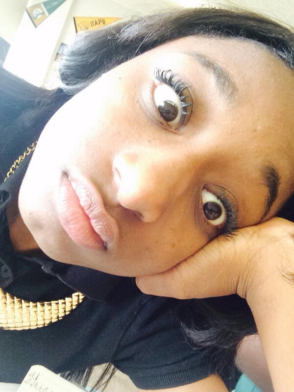 PrettyMandaaa tweet picture