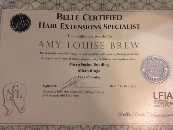 AmyExtensions's tweet image. Trained by the best @BelleHairBeauty #Microrings #fusionbonding #GlamorousLengths