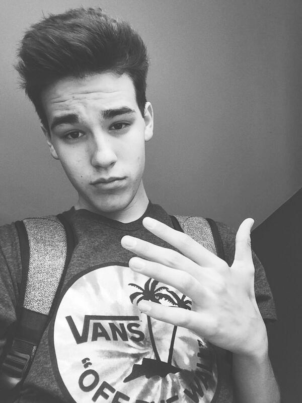 jacob whitesides on Tw...