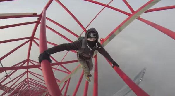 makes_buzz's tweet image. My Hands Are Literally Shaking… I Can’t Watch!
tinyurl.com/lbmyquj