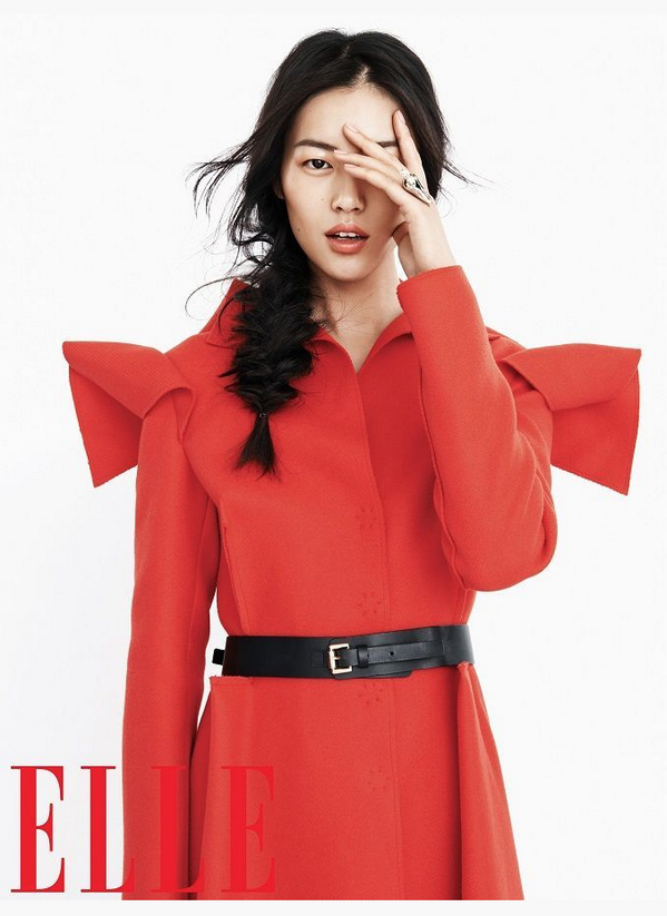 _TheDeeds's tweet image. My fashion inspiration of the day | Bold summer color.  #FashionFriday