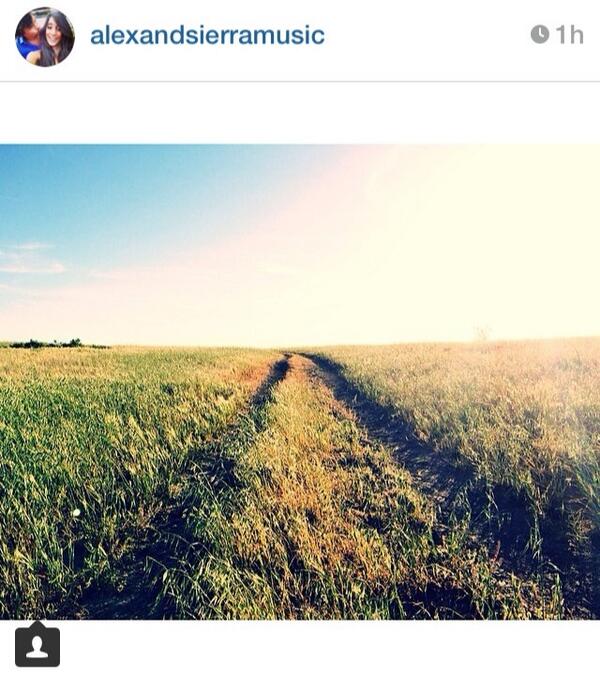 AlexandSierraTO's tweet photo. Alex &amp; Sierra filmed their first music video today! So beautiful! 🌾 http://t.co/CusL8NdUM1