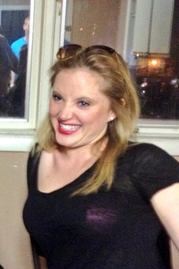 K_Chommy's tweet image. Get loose for what!!