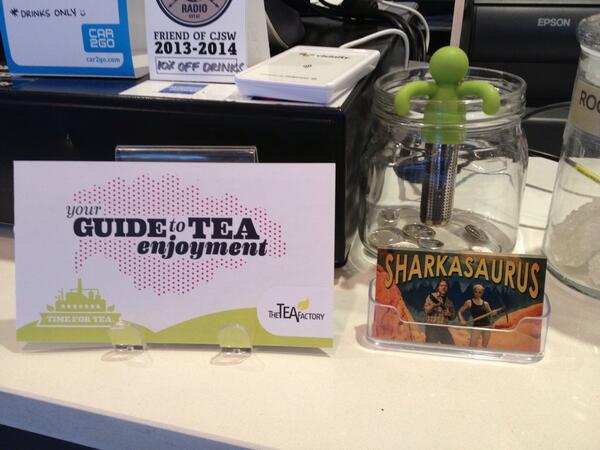 Sharkasaurusnow's tweet photo. Sharkasaurus will be your guide to tea enjoyment this evening @theteafactoryca thanks for your support! http://t.co/5cFfQbZKts