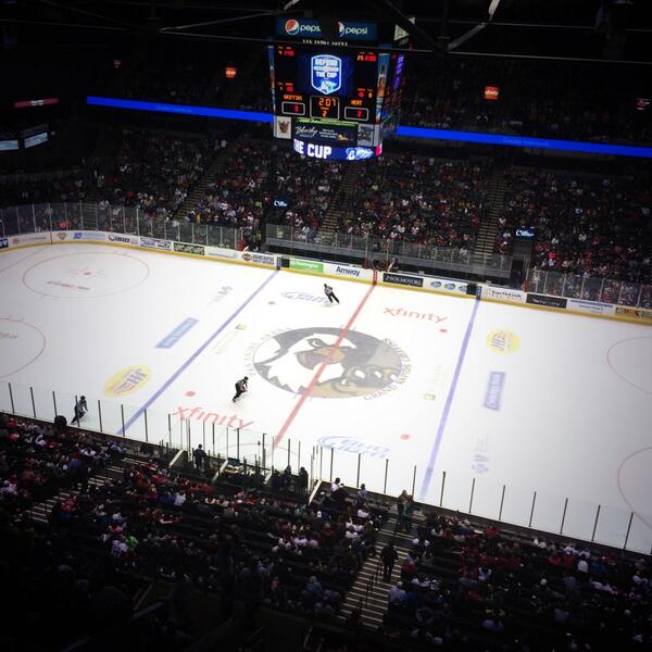 3rd period about to start! #AHLHeat need a win down 3-2 to the <a href="/griffinshockey/">y-Grand Rapids Griffins</a> to start the period