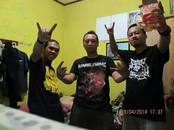 Papi jahat "<a href="/wonogrinding/">wonogrindingsuckses</a>: Foto terbaru dari DEVOTED <a href="/bowo_moshpit/">bowosetyadi</a> @vajargk <a href="/tonybeton/">Tony D Pramono</a> "