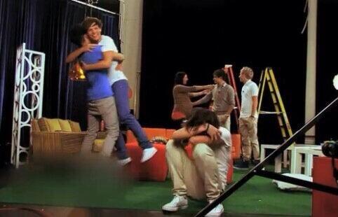 cheesecakelouis tweet picture