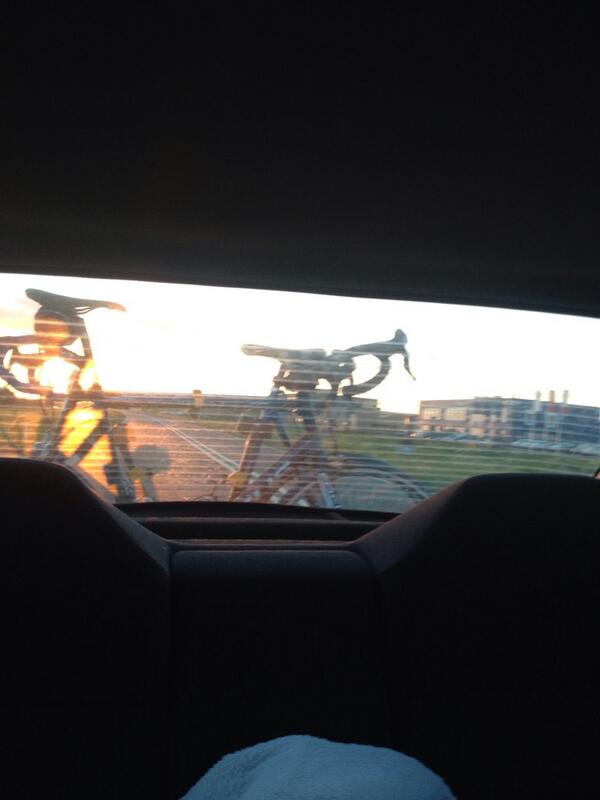 RtheBeer's tweet image. Onderweg naar de @ClassicoBoretti met @BesGerald #zon #165 #rhenen #a7