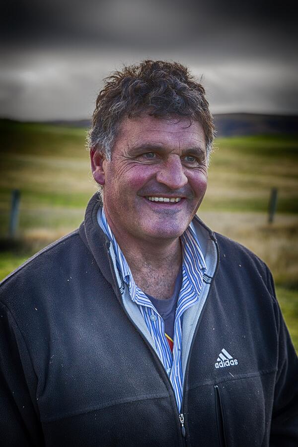 davidlansing's tweet photo. Faces of New Zealand: Stuart Duncan, the sheep-dog whisperer of Central Otago. #NZMustDo http://t.co/zZuR8Lv5fN