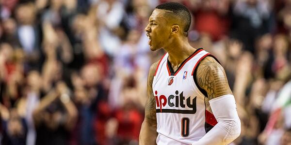 trailblazers's tweet photo. BLAZERS WIN! BLAZERS WIN! http://t.co/k0wuiQCmuQ