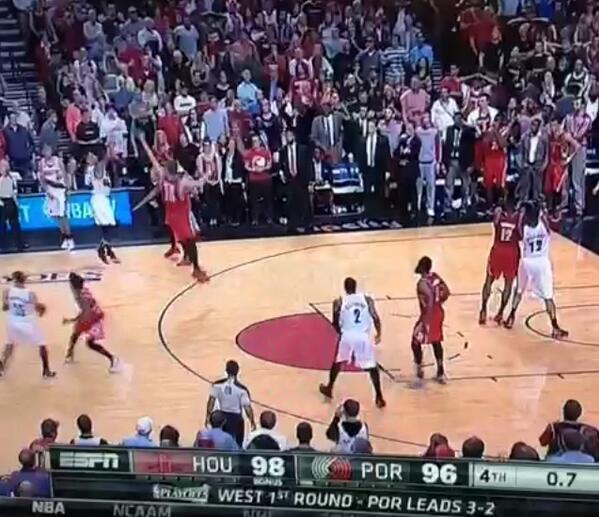Damian Lillard's game-winning shot for the Blazers! (VID): Watch > bit.ly/1rOo3wS