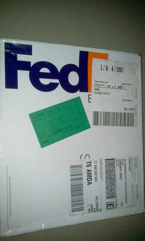 geekkygirl's tweet image. My 5th FedEx, after gsoc, gci and melange socks ! #FeelingGood #gsoc #gsoc2014