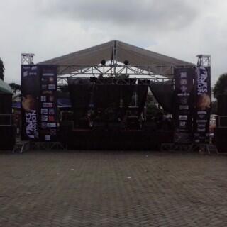 Hawkey Rwrrckey tweet media