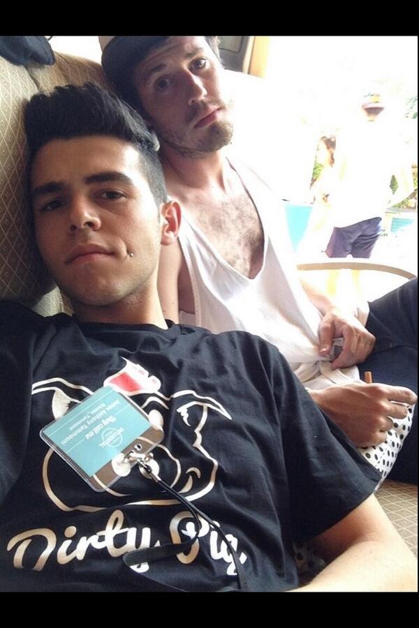 grande15_ariana's tweet photo. OMG @James_Yammouni is the cutest http://t.co/zlFDYfMuWW