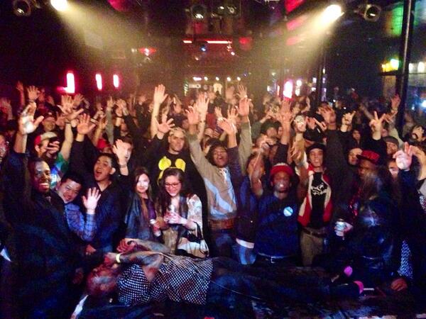 ShowYouSuck's tweet photo. THANKS @doubledoor #RADFLOOD #SHOWDEADBRO http://t.co/33KxwocaWG