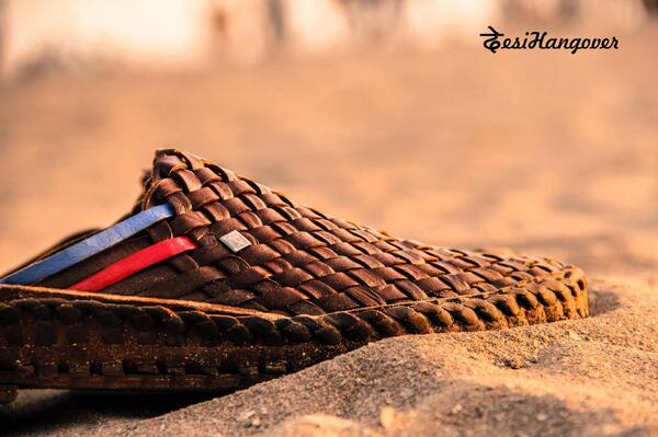 desihangover's tweet photo. The perfect #beach wear! :D http://t.co/JsKmdCKcEn

#StayRaw #StayDesi