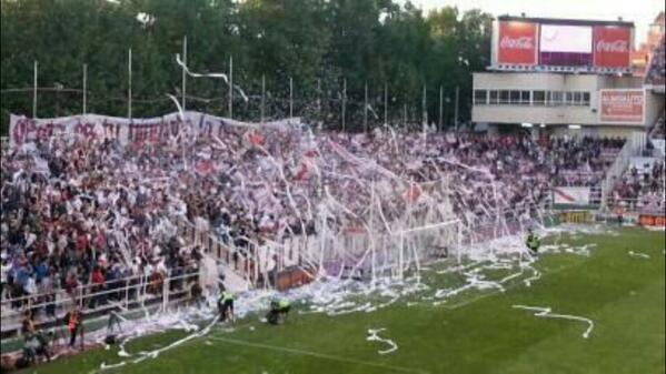 bukaneros92's tweet photo. @Tebasjavier Os ha quedado claro, en el fútbol manda la pasión y no la televisión http://t.co/Q3CWQ3l2xH