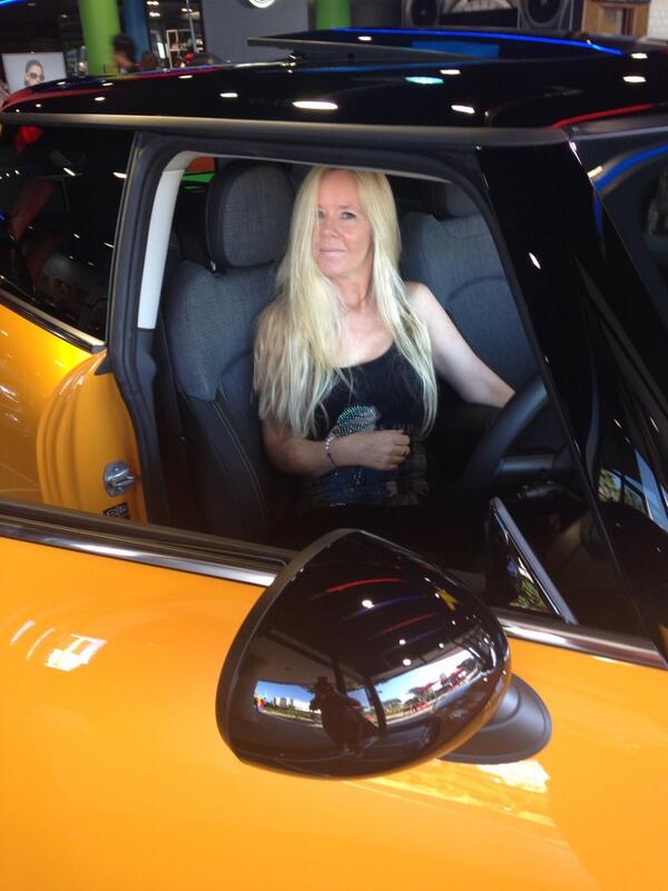 Checking out the stunning new Minis at SMG rocks.