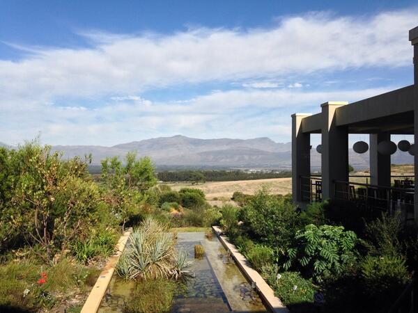 WitzenbergCi's tweet photo. @NightjarTravel Tulbagh: Great #shotleft! @WaverleyHills #wine pic by @SeanRileySA http://t.co/sfD827a4W3