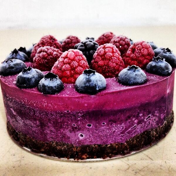 Berry Cheesecake #crudivegano @RepGastro en @DomesticoMX #HaveYourCakeAndEatItToo #GuiltFreeDesserts #vegano