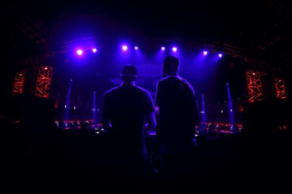 hiephotography's tweet image. Amazing show with @TCUPofficial and @DJPeterBrennan last night. Great meeting @dougvansant!