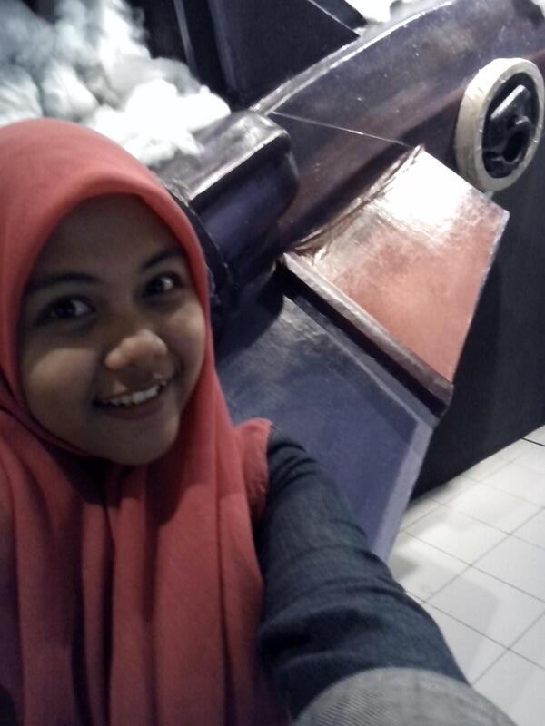 #MyBegining #111. Cc : @TheBeginning05 . This is me! Selfie at The begining! Haha