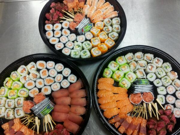 BeijChing's tweet image. Het is weer feest @sushifeest. Ook voor liefhebbers van sashimi.  #sushi #sashimi