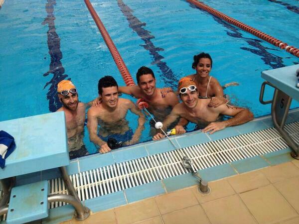 ctbahiademalaga's tweet photo. Nuestros bahías acompañados x @Jgomeznoya @luisvazgil @oscar_sg2 @_InspireUrLife #inspiratriatlon @trifuentealamo http://t.co/H2PPQHPZsq